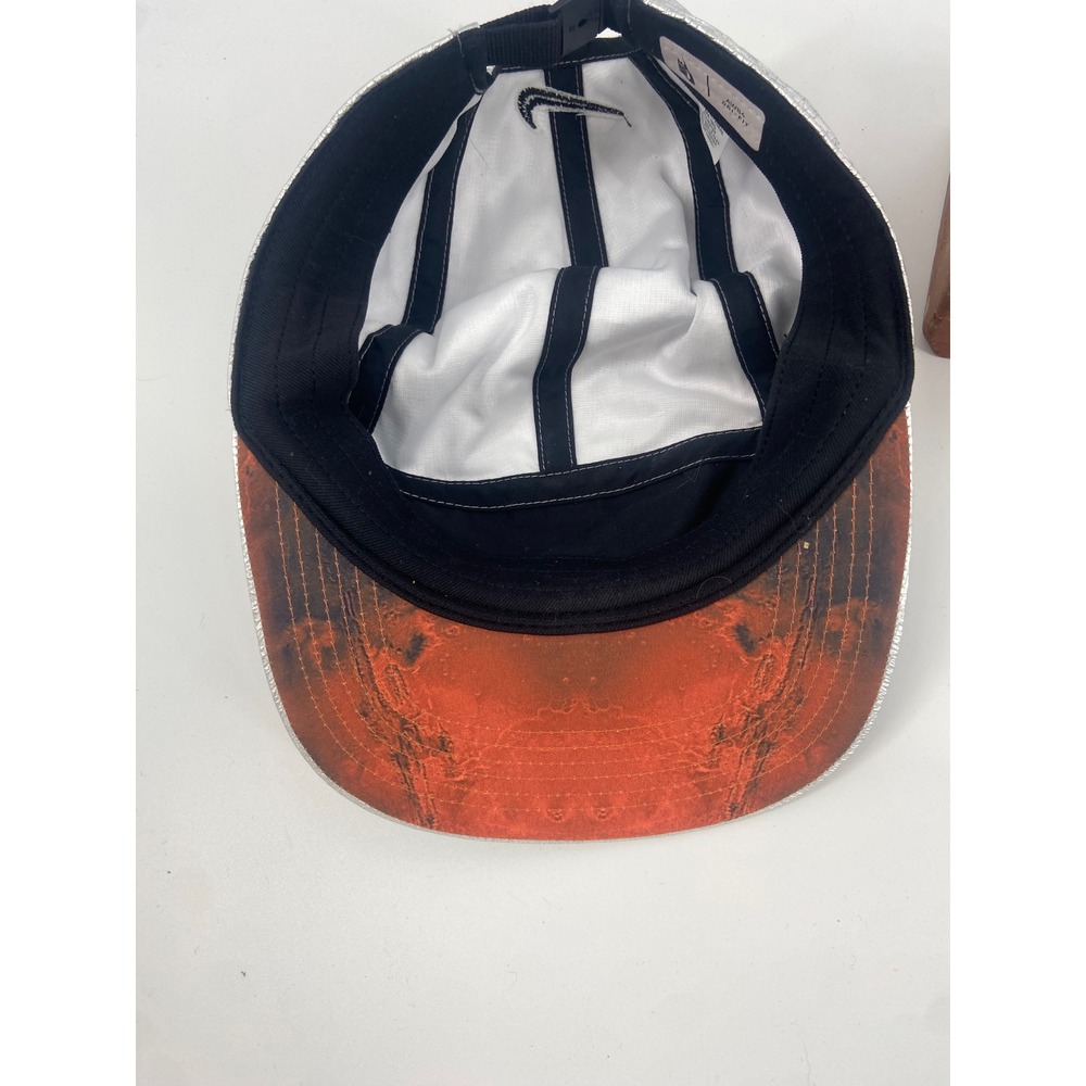 Nike AW84 Dri-FIT 5 Panel Cap Silver Reflective Metallic Mars Landing Cap - Picture 5 of 9